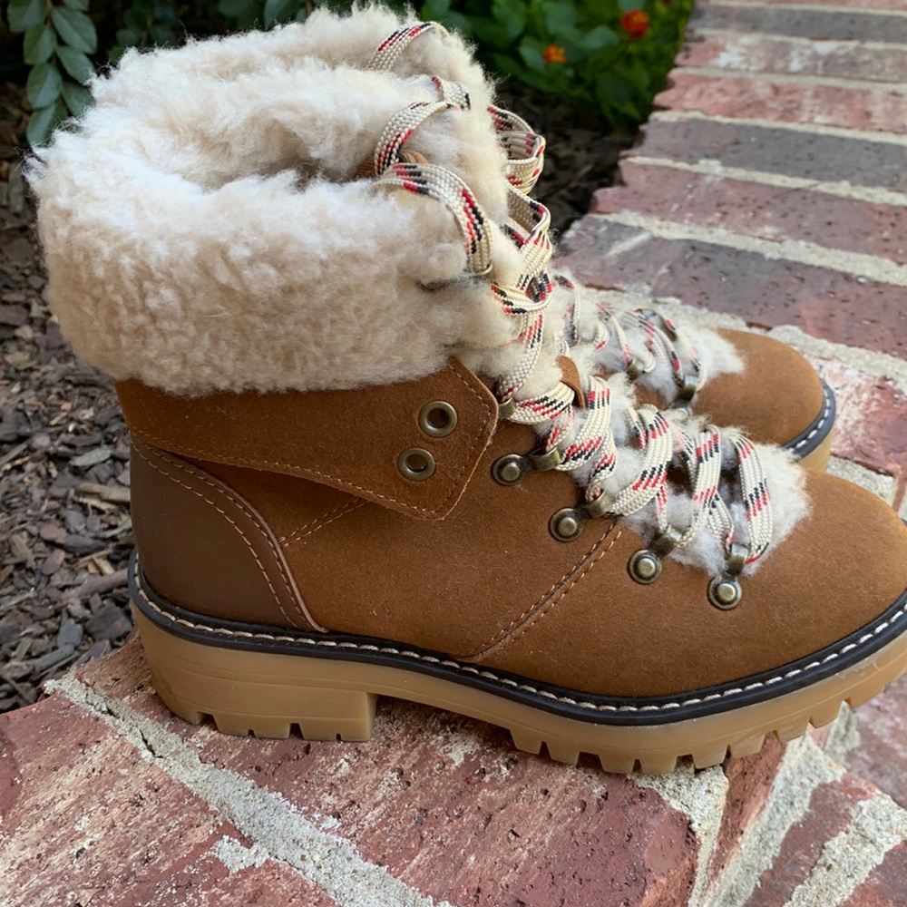 Lace up boots